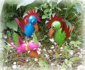 3 lustige Vögel aus Metall