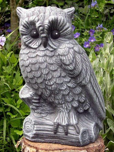 Steinfigur Eule
