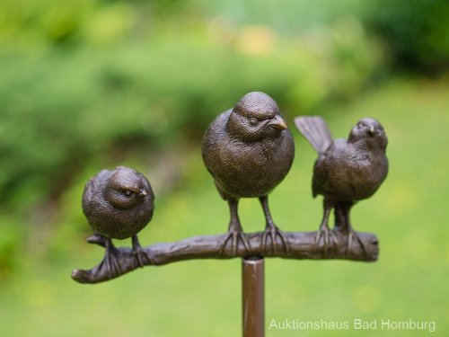 Gartenfiguren kaufen: Gartenstecker Vogelgruppe Bronze