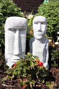 2 Osterinsel Figuren aus Stein