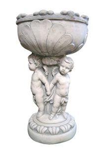 Steinguss Amphore mit 3 Jungen, 65 cm hoch